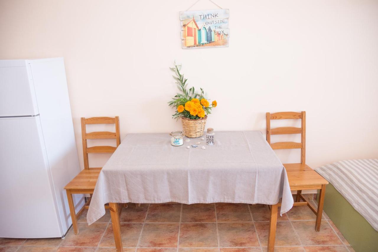 Apartament Ktima Develekou Pigadhia  Zewnętrze zdjęcie