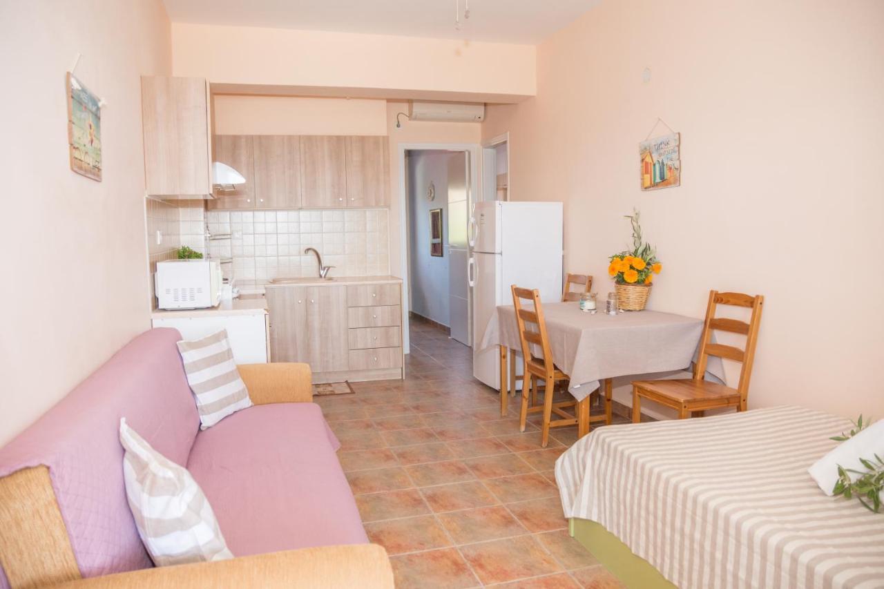 Apartament Ktima Develekou Pigadhia  Zewnętrze zdjęcie